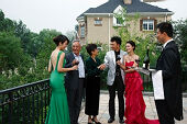 东方人家庭聚会图片素材