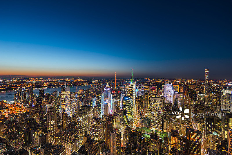 纽约曼哈顿的夜晚图片素材