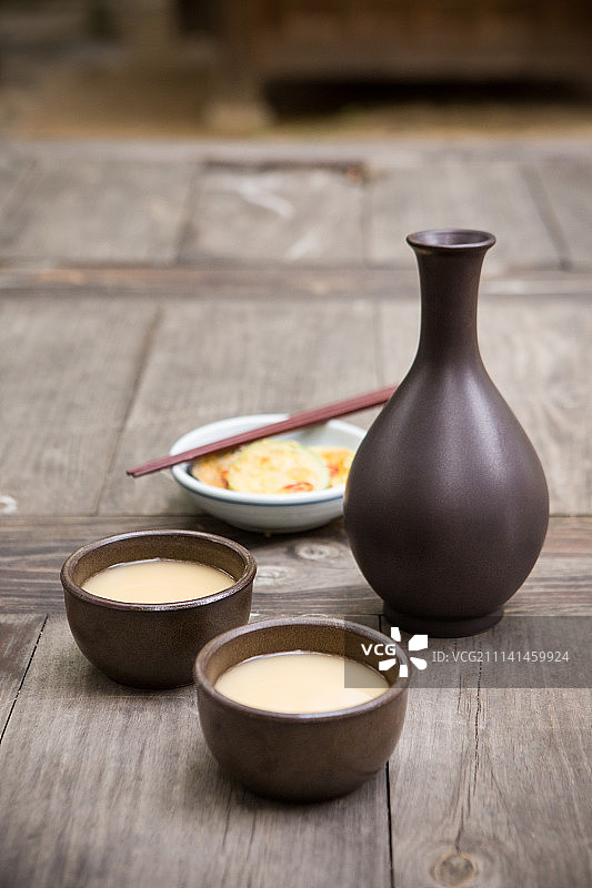 韩国的传统饮品——米酒、马格力等。125图片素材