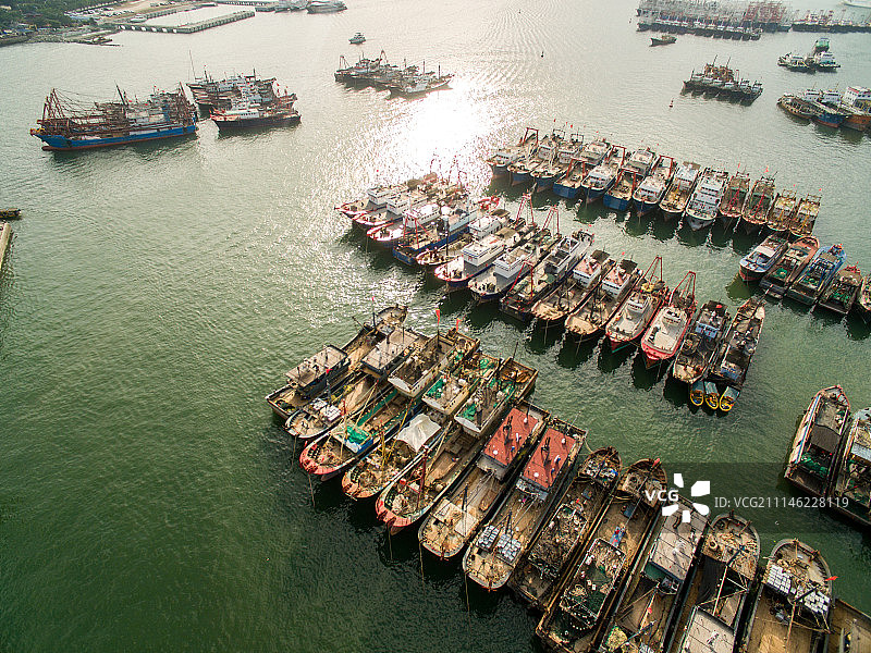 航拍三亚渔港图片素材