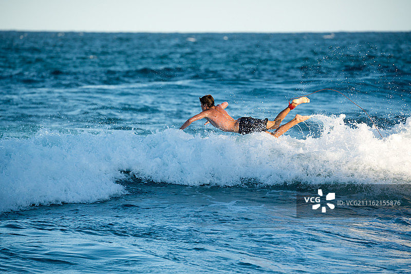 澳大利亚邦迪海滩冲浪图片素材