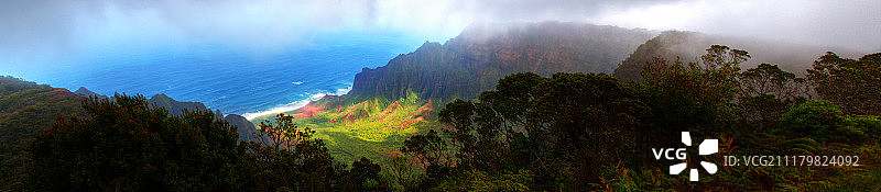 夏威夷考艾岛，卡拉劳鸟瞰全景图片素材