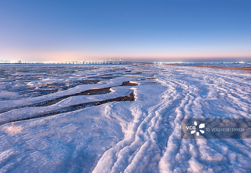 青岛结冰的大海图片素材