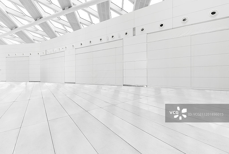 光洁纯白大理石地面的现代机场大厅图片素材
