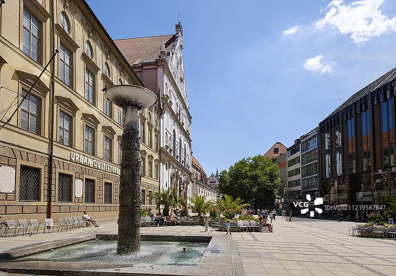 理查-斯特劳斯喷泉，步行区，Neuhauser街，老城，慕尼黑，上巴伐利亚，德国，欧洲图片素材