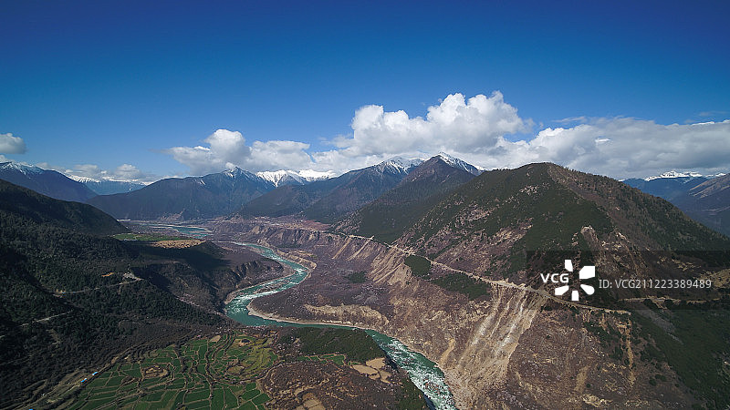 雅鲁藏布江大峡谷图片素材