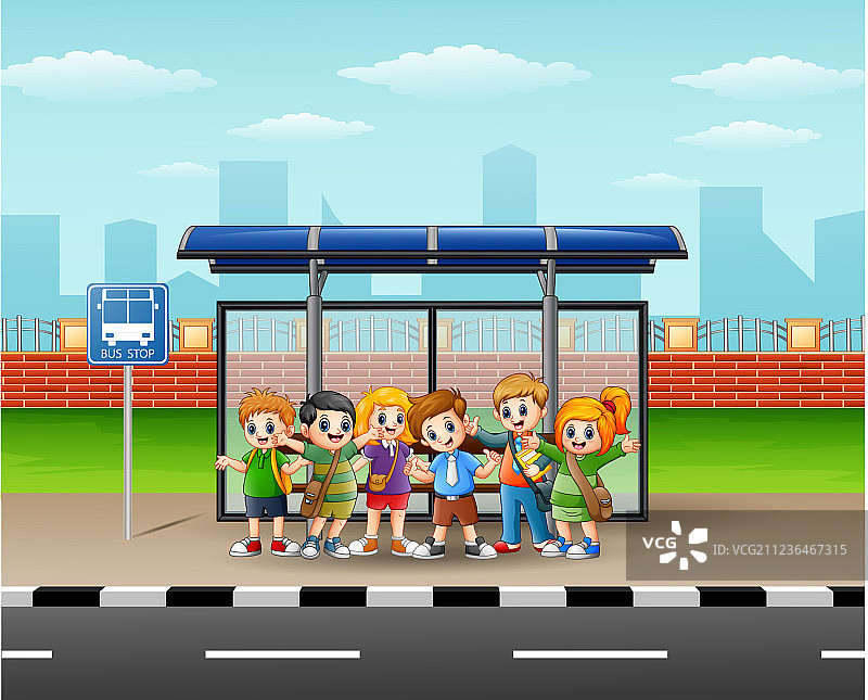 快乐的孩子们在公交车站图片素材