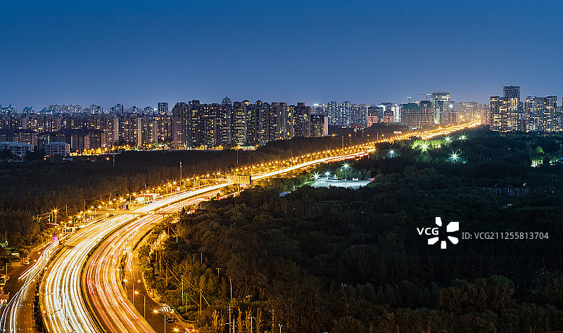 北京东四环路夜景图片素材