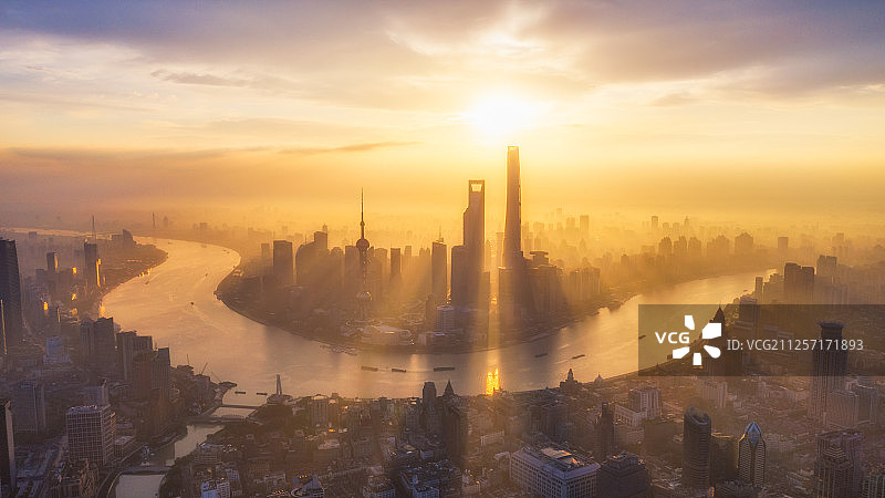 秋日上海的早晨图片素材