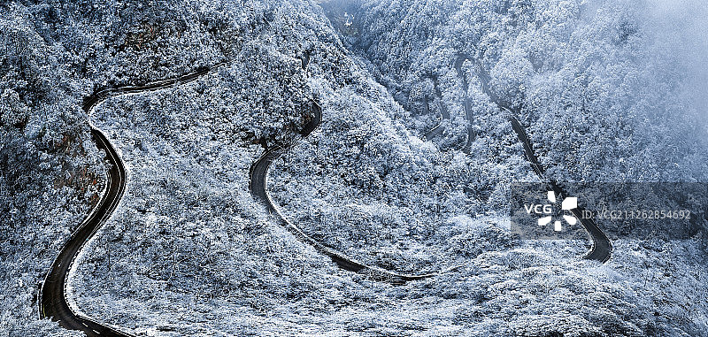 重庆四面山雪景图片素材