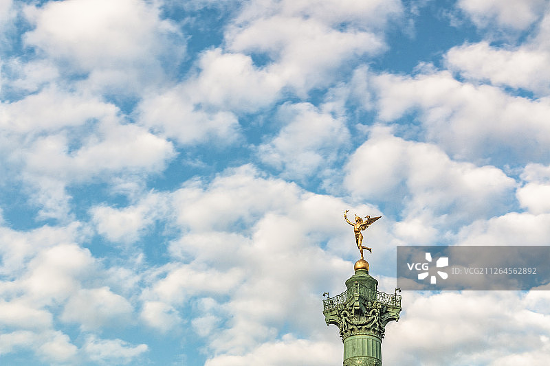 巴黎蓝天风光图片素材