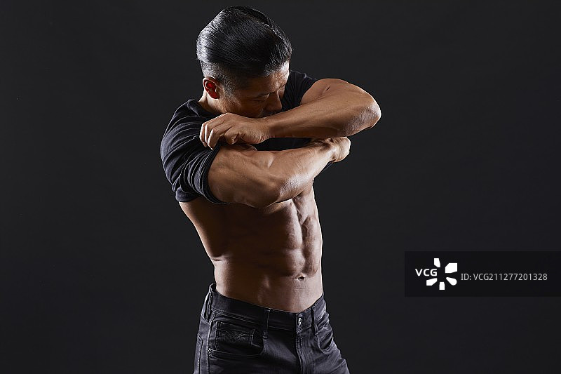日本男性健美运动员图片素材