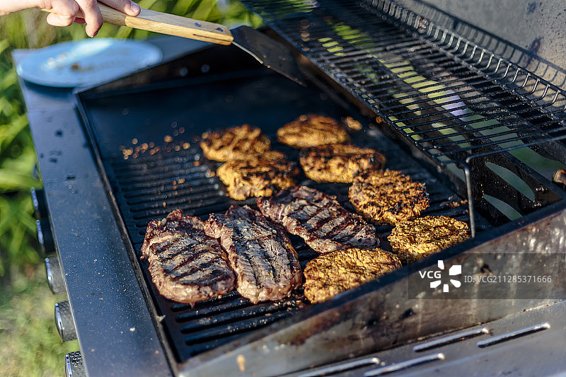 新西兰怀卡托地区旺加玛塔烧烤汉堡图片素材