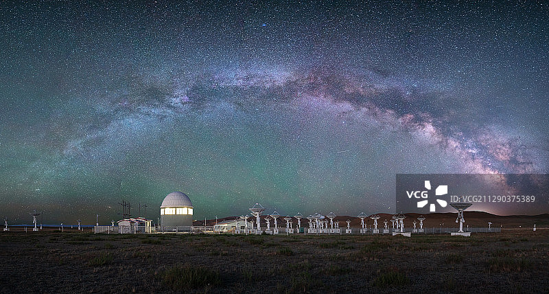 璀璨银河挂天边——国家天文台明安图观测站图片素材