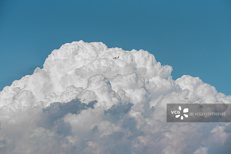 白云飞机背景素材图片素材