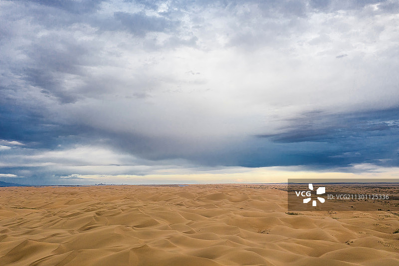 沙漠高视角风光图片素材