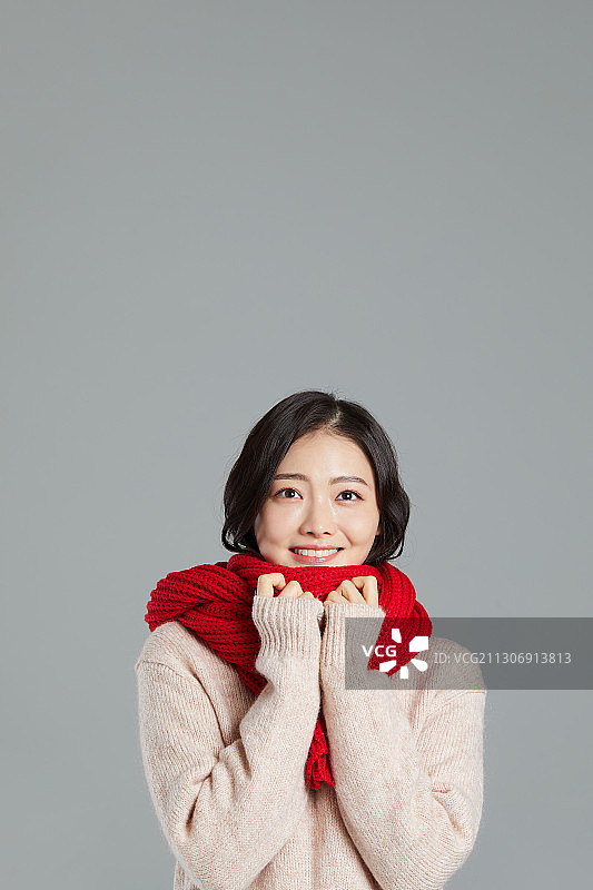韩语，毛衣，暖和的衣服，冬天，盯着图片素材
