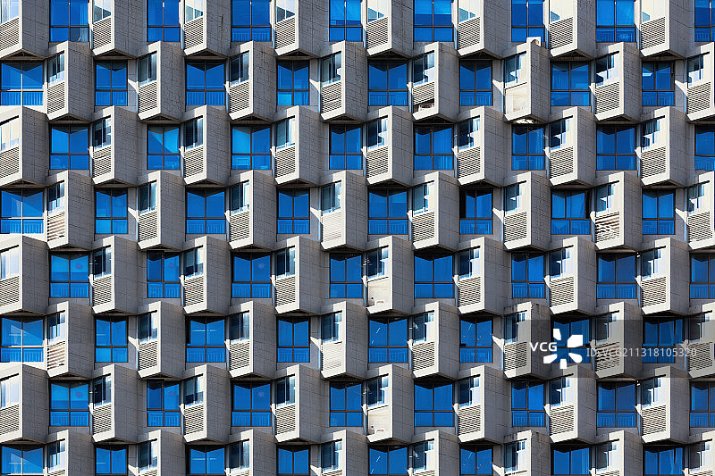 阳光下的建筑外立面8+南京图片素材