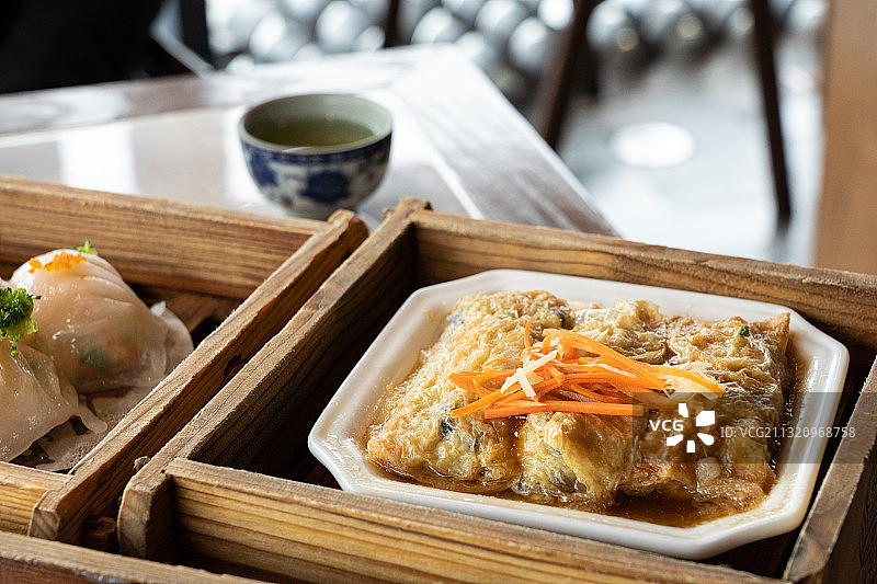 广东广州广式早点心特色传统下午茶金蒜好味蒸排骨图片素材