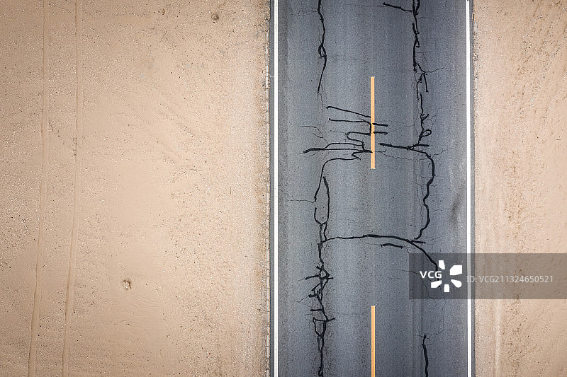 沙漠公路图片素材