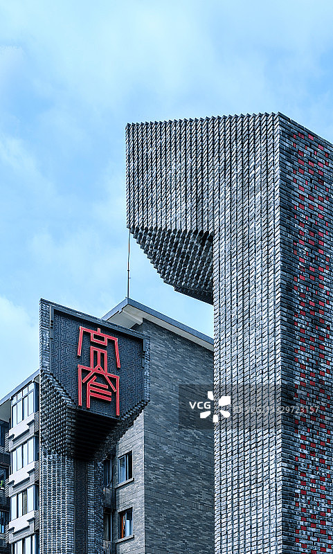 四川成都市历史文化街区宽窄巷子标志性建筑图片素材