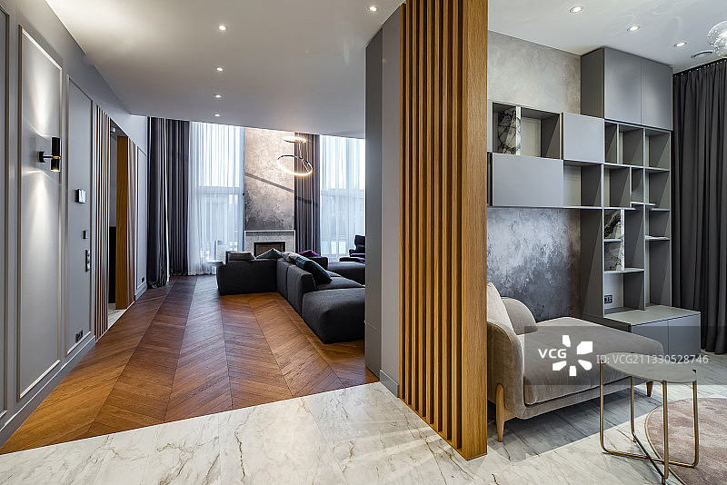 豪华私人住宅的现代内饰灰色色调木制设计图片素材