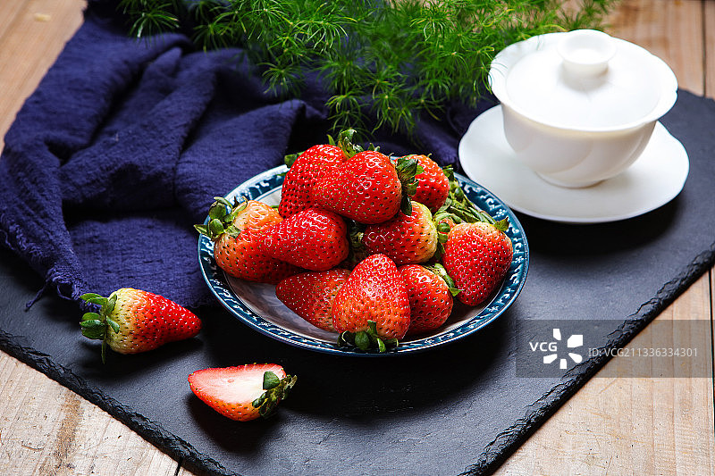 草莓美味下午茶图片素材