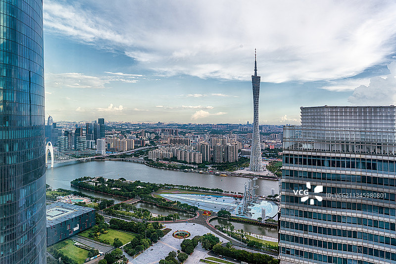广州塔-珠江新城商务区城市天际线图片素材
