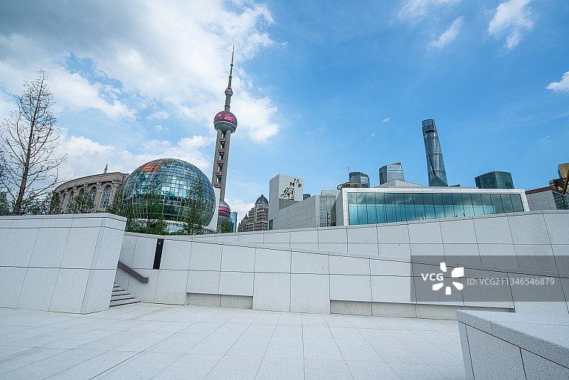 中国上海国际会议中心和浦东美术馆图片素材
