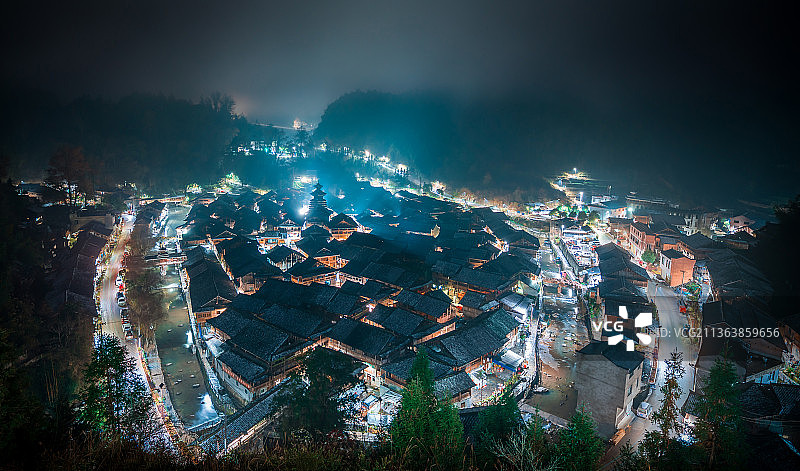 增冲侗寨雪夜图片素材