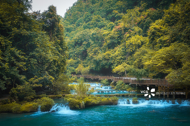 中国贵州省安顺市黄果树瀑布图片素材