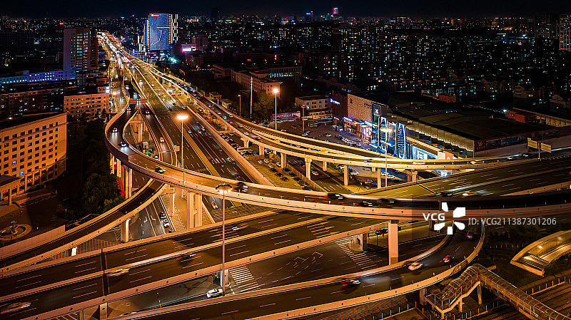 中国长春前进大街卫星路立交桥夜景图片素材