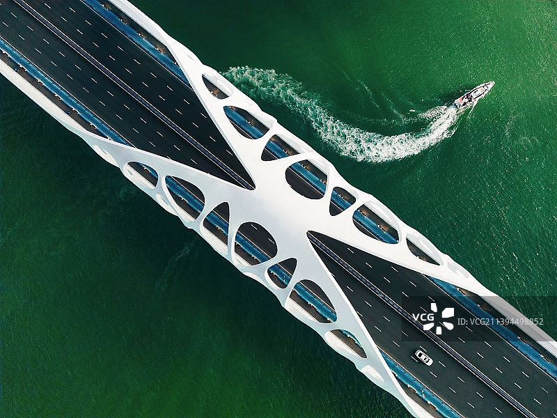 青岛星光岛贝壳桥与船 大海 西海岸新区图片素材