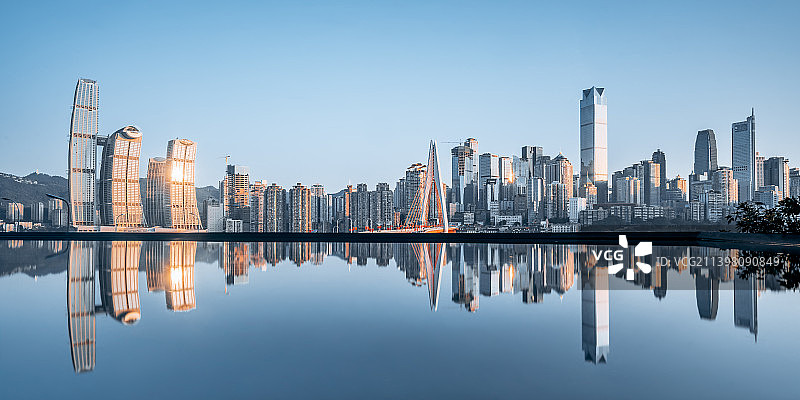 中国重庆城市高楼风光水面倒影风光图片素材