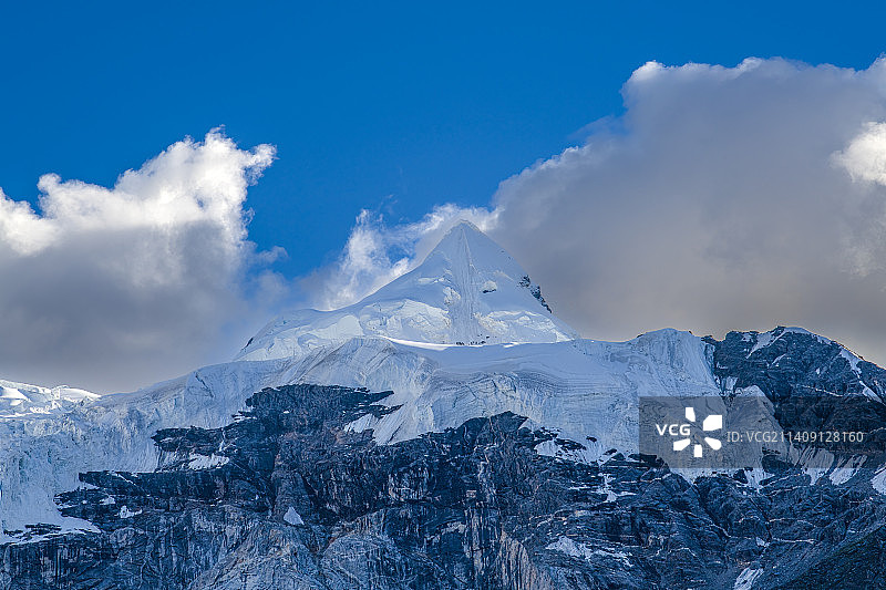 萨普神山之断层冰川图片素材
