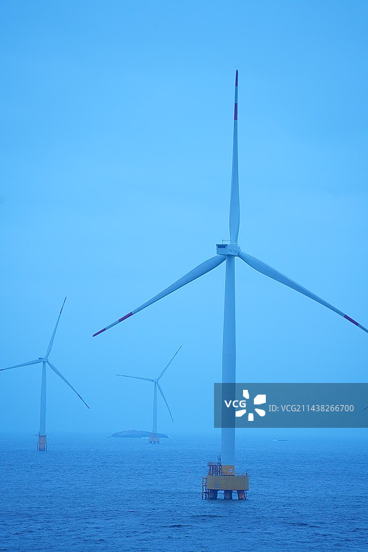 海上风力发电机图片素材