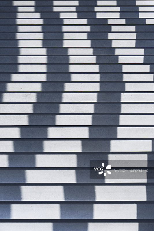 黑白光影楼梯建筑图片素材