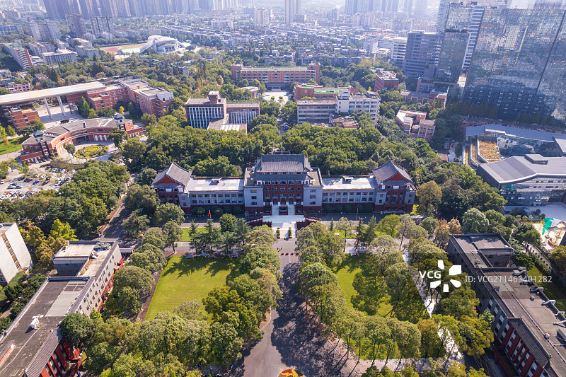 四川大学教学楼和学府广场白昼晴天航拍图片素材