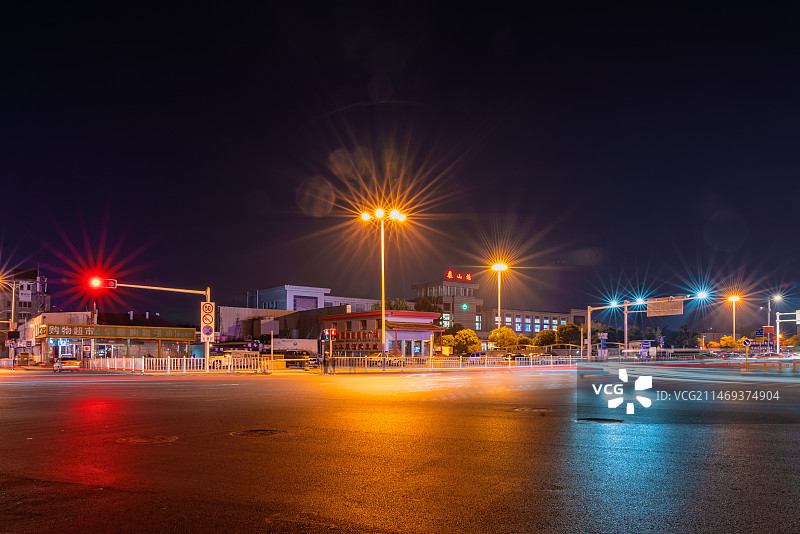 泰山火车站夜景风光图片素材