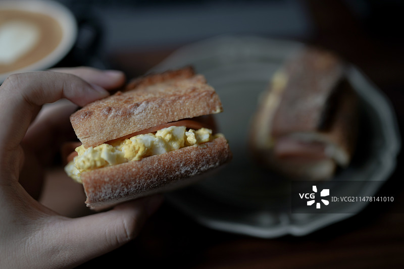 鸡蛋沙拉法棍三明治早餐图片素材