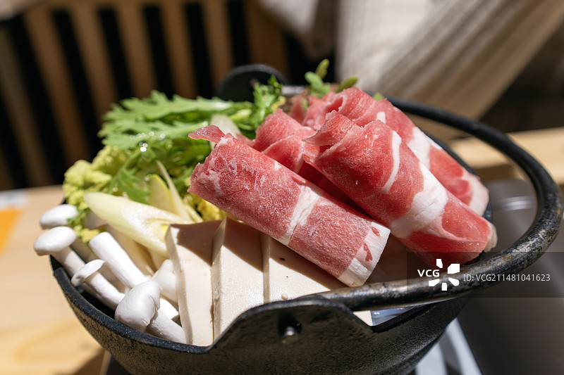 美食--肥牛寿喜锅图片素材