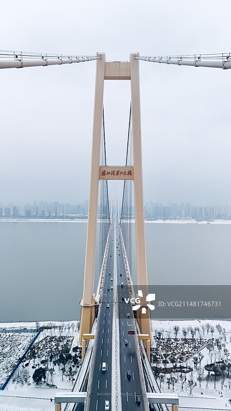 武汉杨泗港长江大桥雪后航拍图片素材