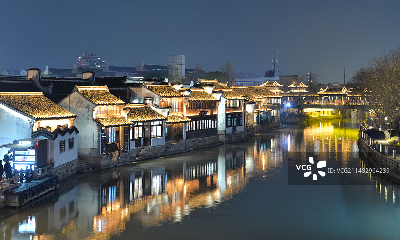 古镇夜色-美丽的月河历史街区，浙江嘉兴，梦中的江南水乡图片素材