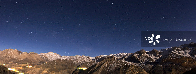 伊朗的阿尔博尔斯山脉图片素材