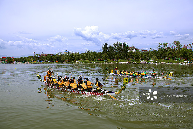 端午节龙舟划船比赛图片素材