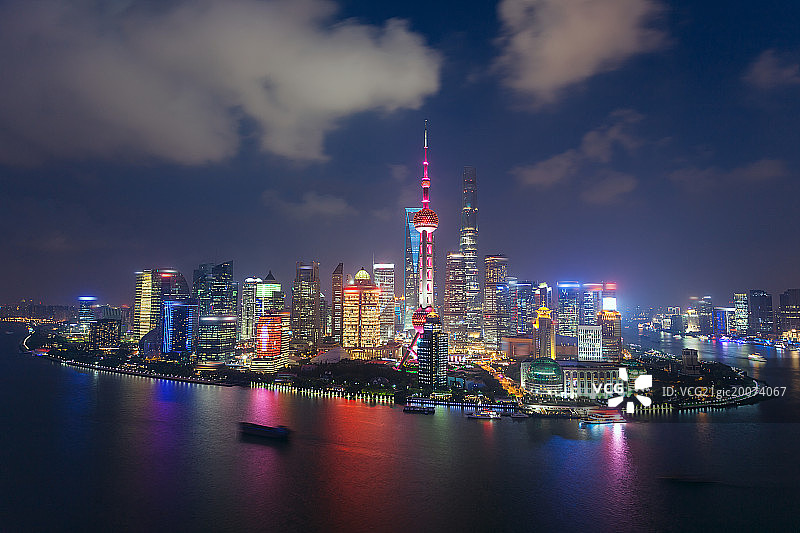 上海城市建筑夜景图片素材
