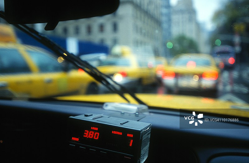 纽约市出租车内部计价器图片素材