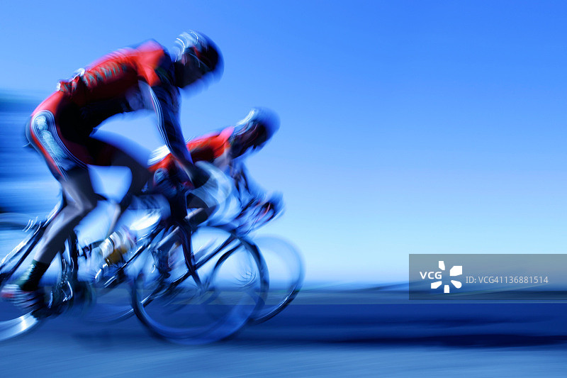 XXL自行车赛车手图片素材
