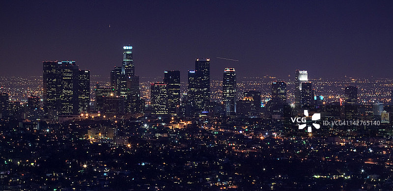 洛杉矶晚上的天际线图片素材