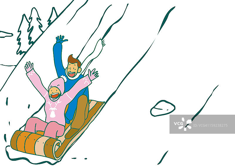 一对夫妇坐在雪橇上，面带微笑图片素材